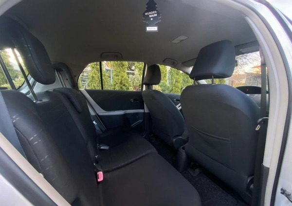 Toyota Yaris cena 16500 przebieg: 145000, rok produkcji 2007 z Częstochowa małe 137